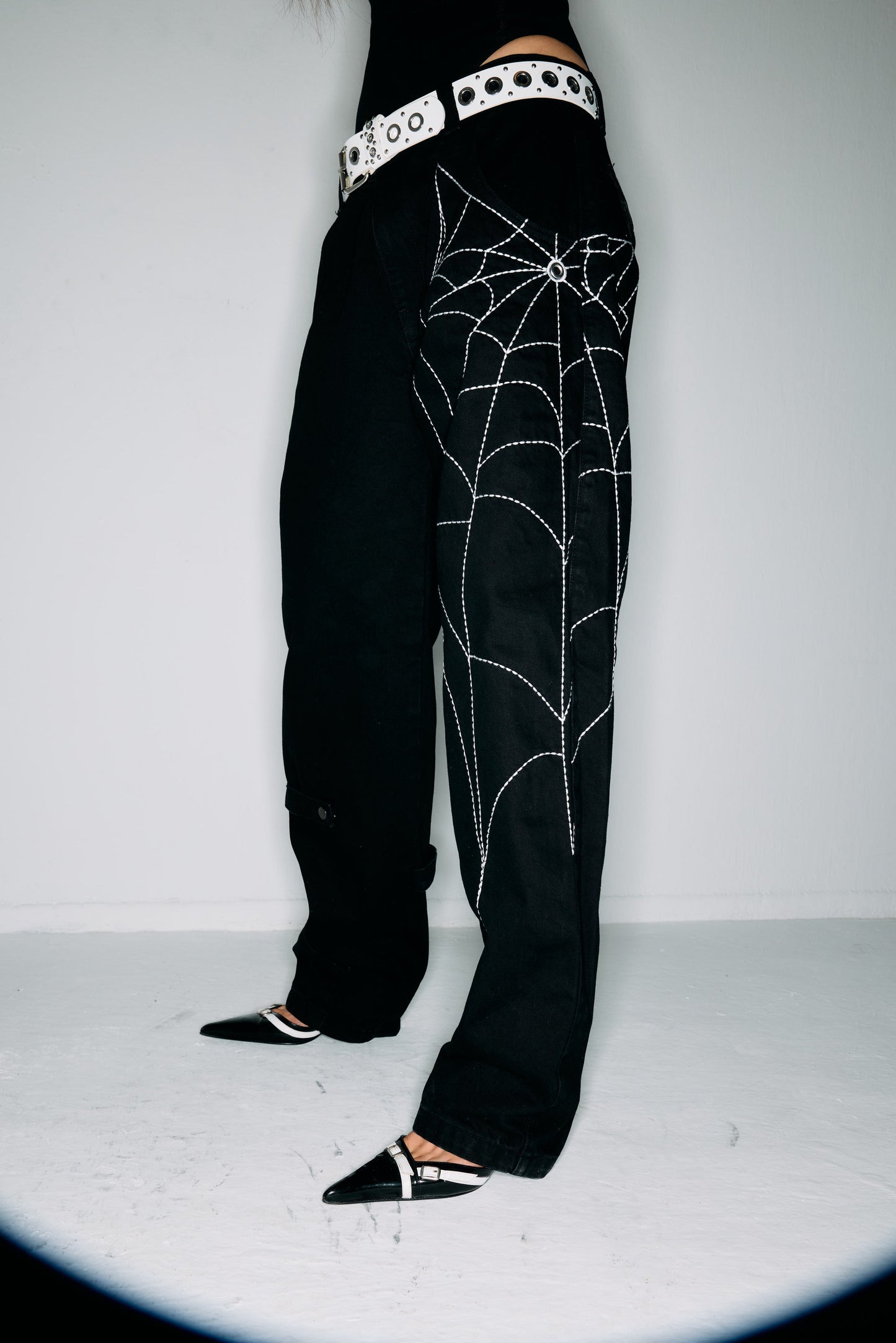 WEBBED UP JEANS WLZ-002